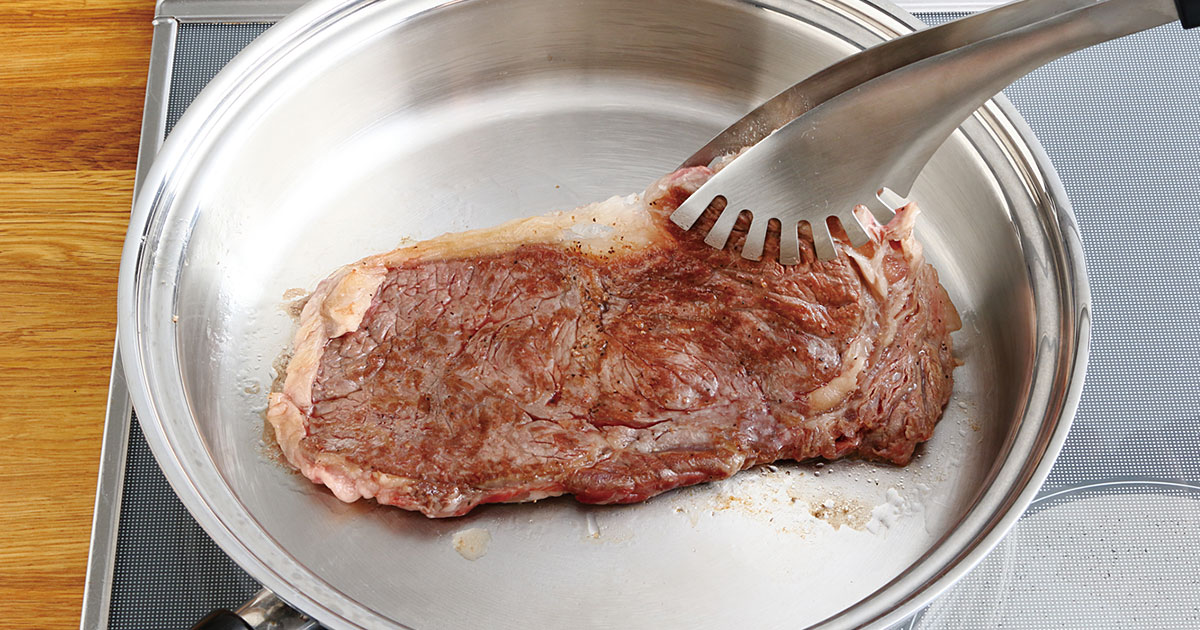 ステーキを焼く 無油調理 ビタクラフト
