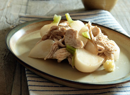 茹で鶏とかぶのからしじょうゆ和え